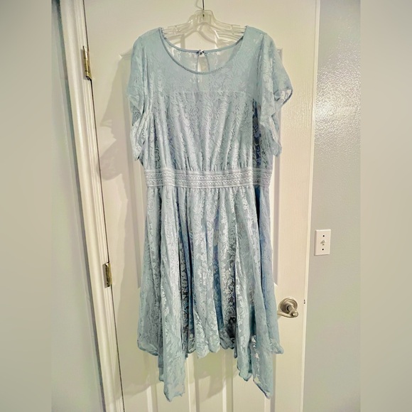 torrid Dresses & Skirts - Torrid Blue Lace Midi Handkerchief Dress - 3